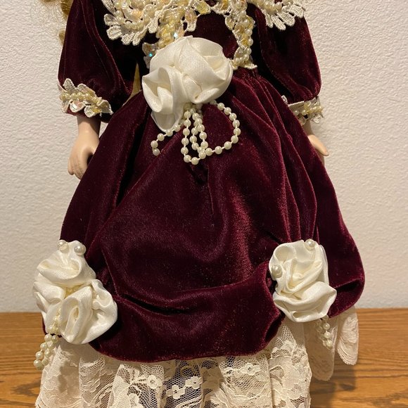Vintage Victorian Porcelain Doll - Picture 6 of 8